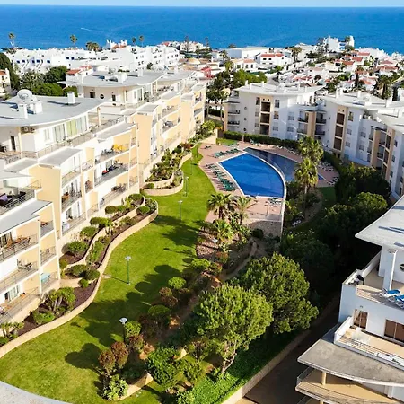 Oceanview Paradise With Pool & Tennis Court By Becherish Apartman