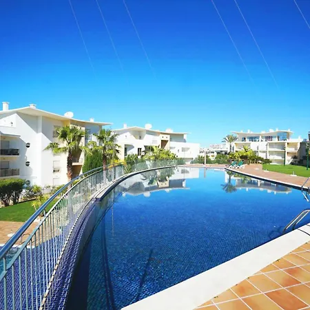 Oceanview Paradise With Pool & Tennis Court By Becherish Apartman