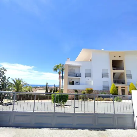 Oceanview Paradise With Pool & Tennis Court By Becherish Lejlighed *